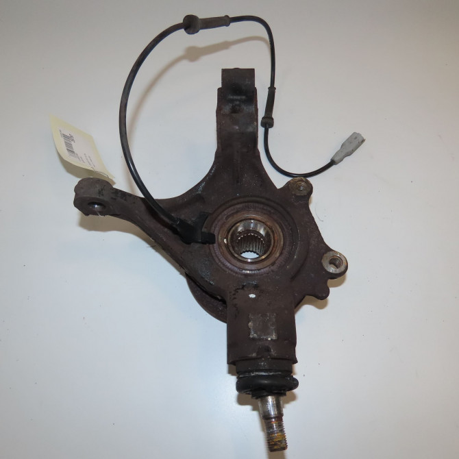 Moyeu avg occasion PEUGEOT 307 Phase 1 04-2001->06-2005 1.6i 16v 335069 2