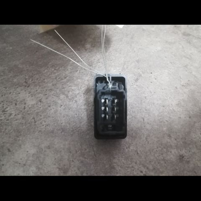 Commande lève-glace porte avant droite occasion PEUGEOT 207 Phase 1 04-2006->06-2013 1.4 VTI 16v 95ch 6554QP 2