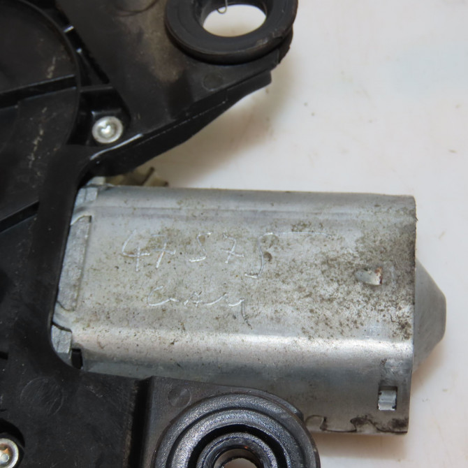 Moteur essuie-glace arrière occasion PEUGEOT 207 Phase 1 04-1995->04-1999 1.6 HDI 110ch 6405JA 4