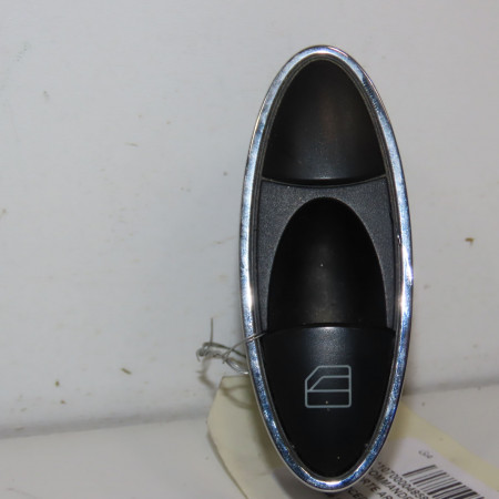 Commande leve-glace porte arrière gauche occasion MERCEDES CLASSE E III Phase 1 03-2002->06-2006 E270 CDI 177ch 21182115517167