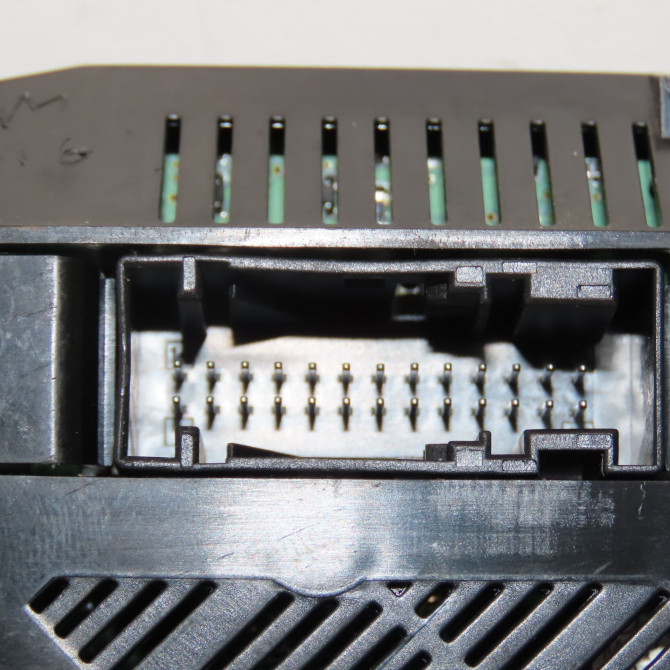 Commande de chauffage occasion FORD FOCUS II Phase 2 01-2008->12-2010 1.8 TDCI 115ch 1698893 5