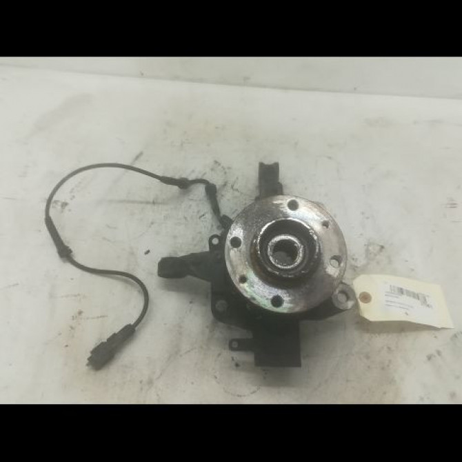 Moyeu avd occasion RENAULT CLIO IV Phase 1 07-2012->... 1.5 DCI 90ch 402104249R 1