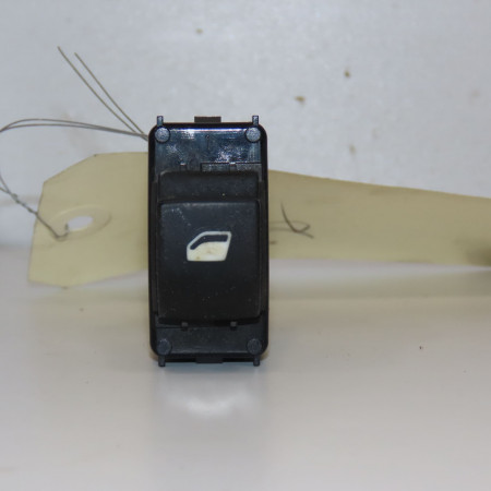 Commande lève-glace porte avant droite occasion PEUGEOT 207 Phase 1 SW 07-2007->03-2013 1.6 HDI 90ch 6554QP