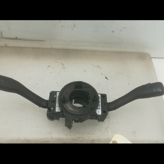 Bloc commodos occasion VOLKSWAGEN GOLF IV GOLF IV Phase 1 1998-01-01->2005-06-30 1.9 TDI 110ch 1