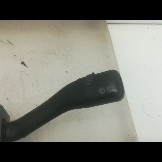 Bloc commodos occasion VOLKSWAGEN GOLF IV GOLF IV Phase 1 1998-01-01->2005-06-30 1.9 TDI 110ch 2