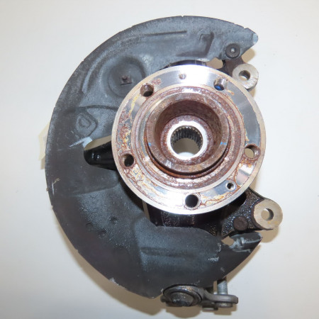 Moyeu avd occasion PEUGEOT 308 II Phase 1 04-1995->04-1999 1.5 BlueHDI 100ch