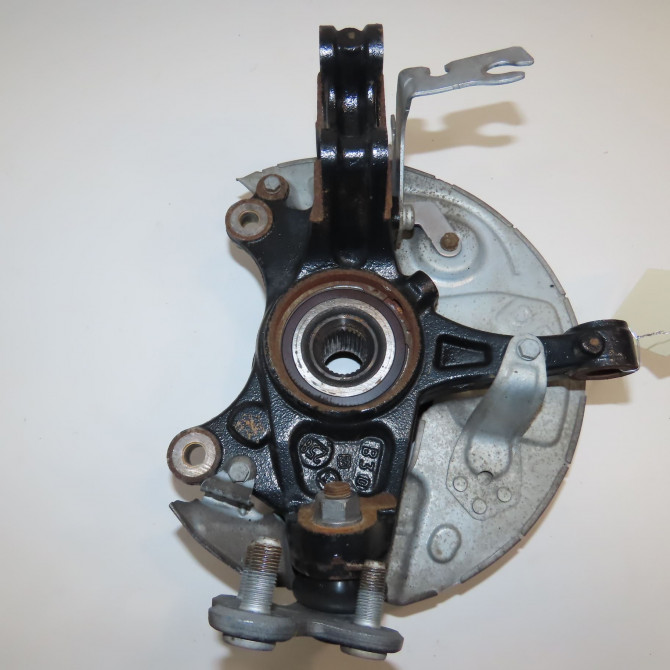 Moyeu avd occasion PEUGEOT 308 II Phase 1 04-1995->04-1999 1.5 BlueHDI 100ch 2