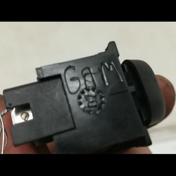 Commande lève-glace porte avant droite occasion PEUGEOT PARTNER I Phase 2 11-2002->05-2008 3