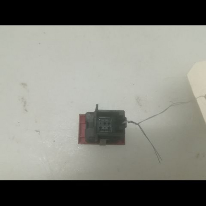 Bouton de warning occasion PEUGEOT 1007 Phase 1 04-2005->12-2010 1.4 HDI 6554EA 2