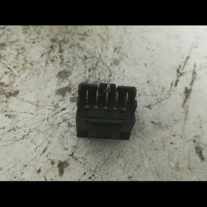 Commande lève-glace porte avant droite occasion PEUGEOT PARTNER I Phase 2 11-2002->05-2008 2.0 HDI 2