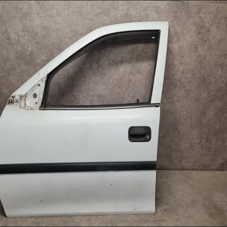 Porte avant gauche occasion OPEL VECTRA II Phase 1 11-1995->02-1999 1.6i 16v 9153649