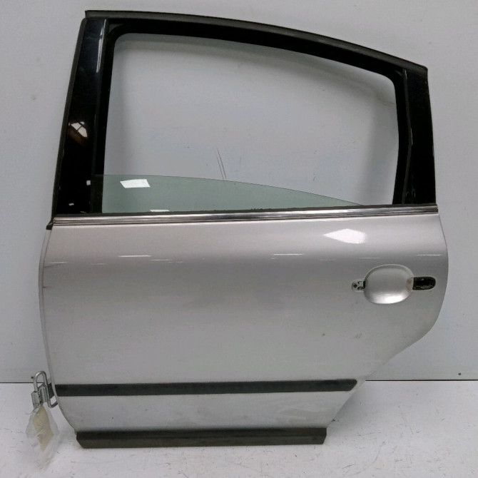 Porte arrière gauche occasion VOLKSWAGEN PASSAT IV Phase 2 10-2000->03-2005 1.9 TDI 130ch 3B5833051AB 1