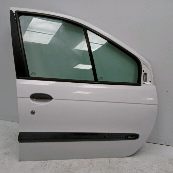 Porte avant droite occasion RENAULT SCENIC I Phase 2 08-1999->06-2003 1.9 DCI 100ch 7751474577 1