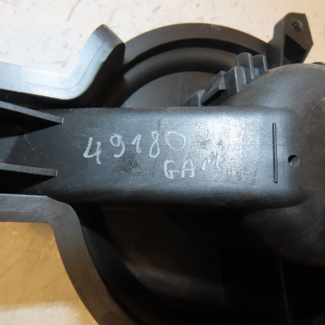 Ventilateur de chauffage occasion PEUGEOT PARTNER I Phase 2 11-2002->05-2008 1.6 HDI 75ch 6441R4 4