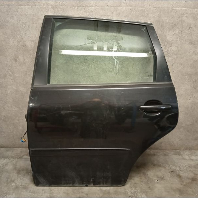 Porte arrière gauche occasion VOLKSWAGEN POLO IV Phase 1 01-2002->05-2005 1.4i 75ch 6Q6833055H 1
