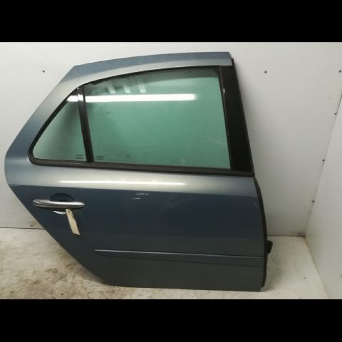 Porte arrière droite occasion RENAULT LAGUNA II Phase 2 03-2005->09-2007 1.9 DCI 125ch 7751472441 1