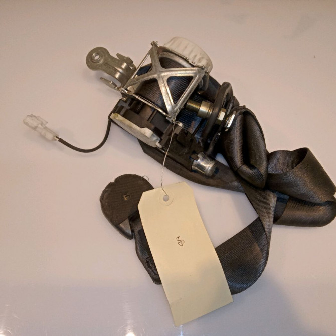 Ceinture avant droite occasion RENAULT CLIO III Phase 1 09-2005->03-2009 1.5 DCI 70ch 8200683926 1