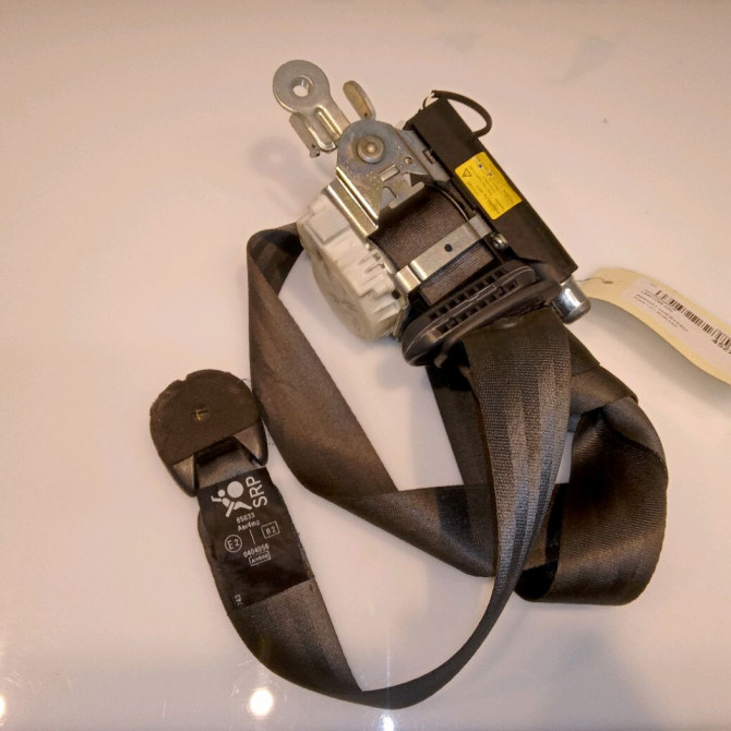 Ceinture avant droite occasion RENAULT CLIO III Phase 1 09-2005->03-2009 1.5 DCI 70ch 8200683926 2