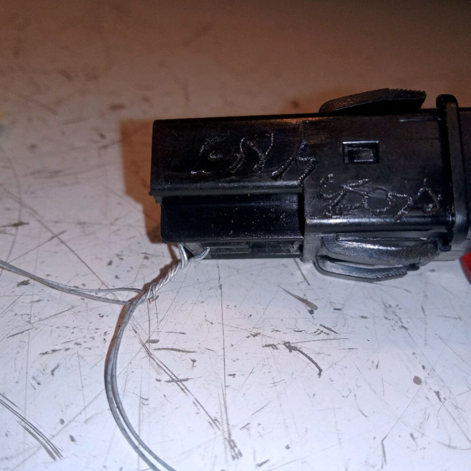 Bouton de warning occasion RENAULT CLIO CAMPUS II Phase 1 07-2006->07-2009 1.2i 8200634256 3