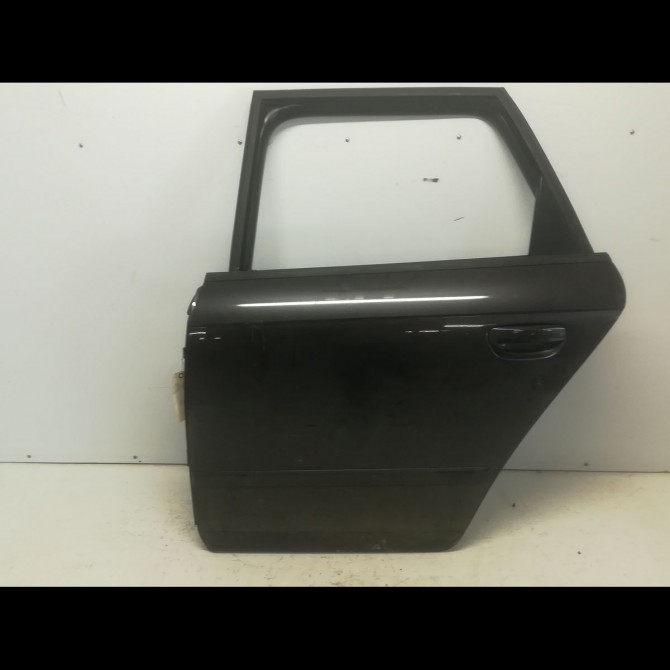 Porte arrière gauche occasion AUDI A4 II Phase 2 09-2004->04-2008 8E0833051J 1