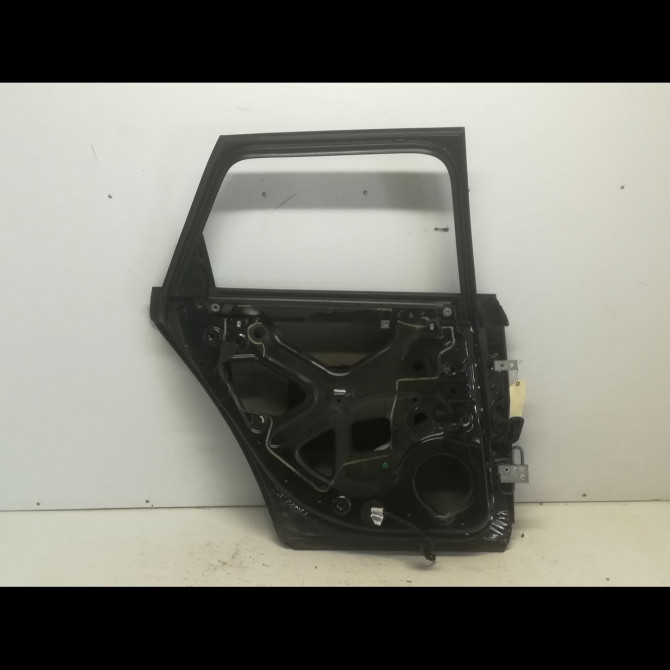 Porte arrière gauche occasion AUDI A4 II Phase 2 09-2004->04-2008 8E0833051J 2