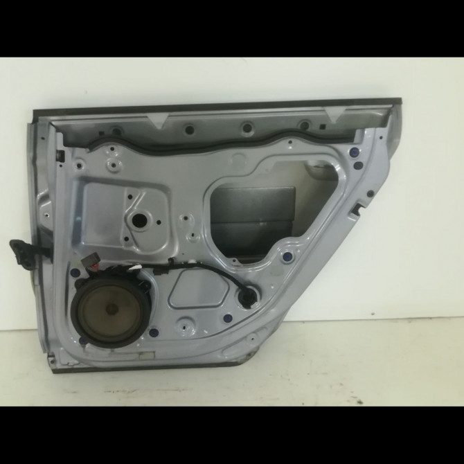 Porte arrière droite occasion AUDI A3 II Phase 1 06-2003->06-2008 1.9 TDi 8P4833052A 2