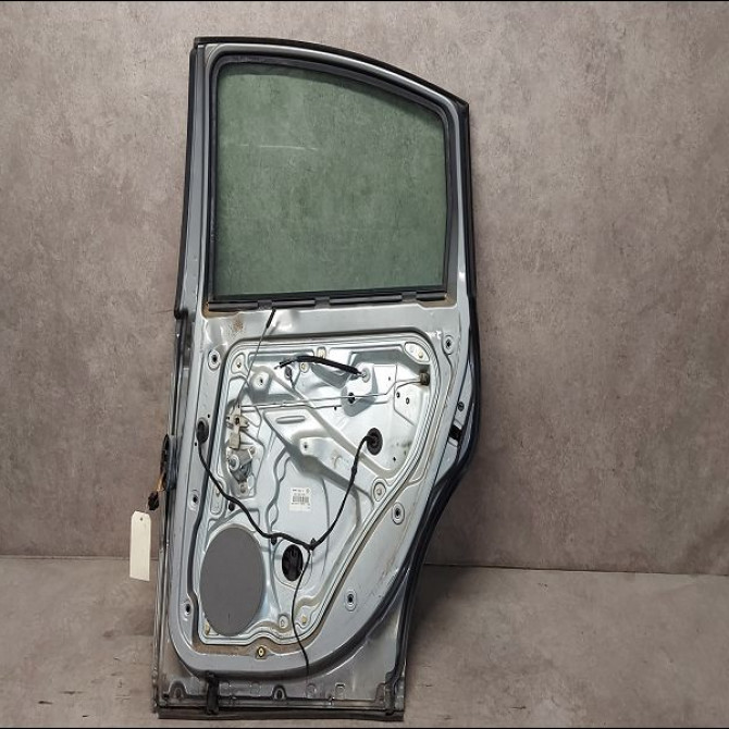Porte arrière droite occasion VOLKSWAGEN PASSAT IV Phase 2 10-2000->03-2005 1.9 TDI 100ch 3B5833052AB 2