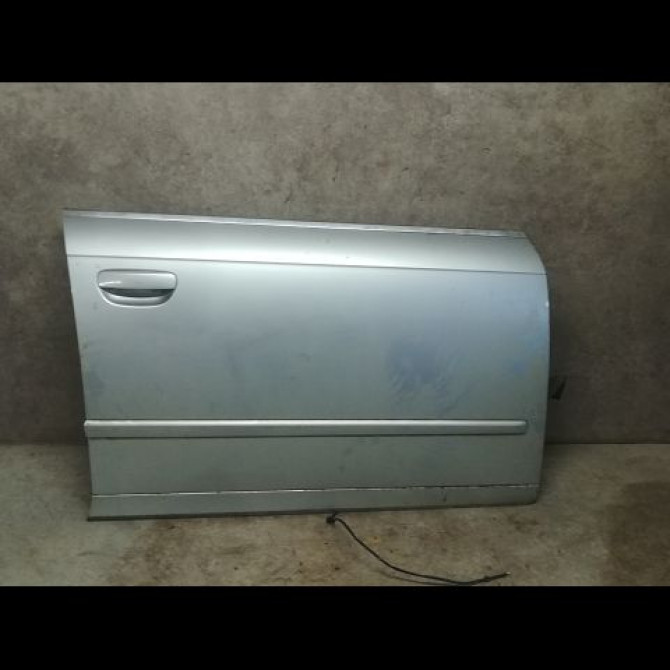 Porte avant droite occasion AUDI A4 II Phase 2 09-2004->04-2008 2.0 TDi 140ch 8E0831052 1