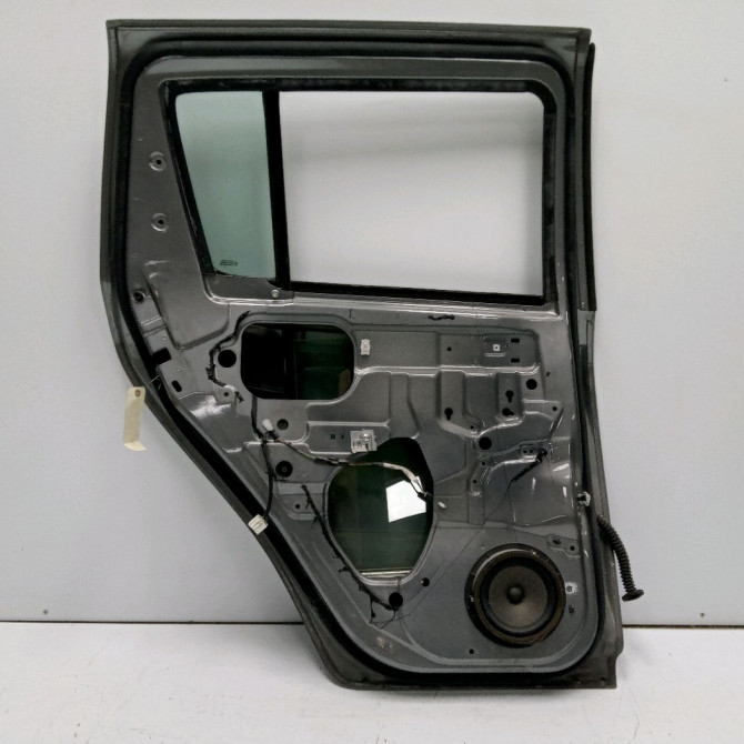 Porte arrière gauche occasion SUZUKI SWIFT III Phase 1 03-2005->09-2011 1.3i 90ch 6800462J00 3