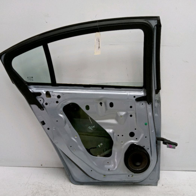 Porte arrière gauche occasion CHEVROLET CRUZE Phase 1 03-2009->... 95987763 2