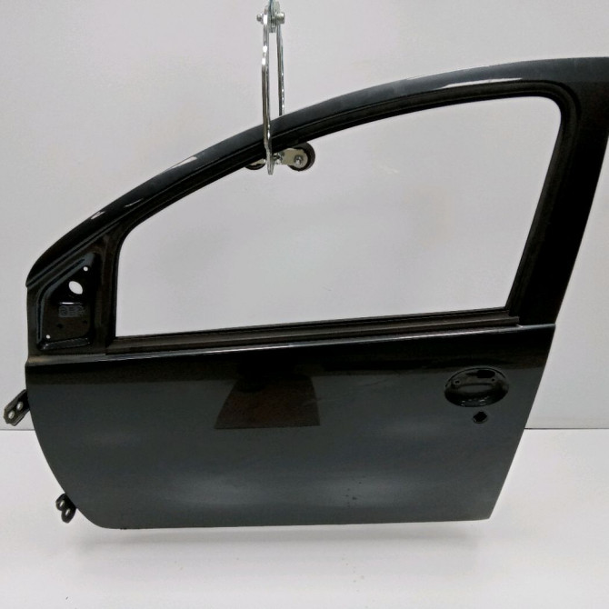 Porte avant gauche occasion TOYOTA AYGO I Phase 1 04-1995->04-1999 1.0 VVTI 68ch 670020H010 1