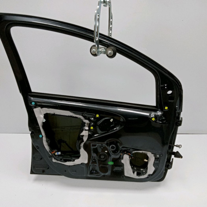 Porte avant gauche occasion TOYOTA AYGO I Phase 1 04-1995->04-1999 1.0 VVTI 68ch 670020H010 3