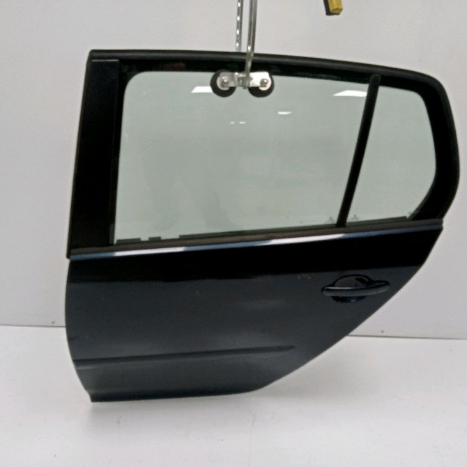 Porte arrière gauche occasion VOLKSWAGEN GOLF V Phase 1 11-2003->10-2008 1.9 TDI 90ch 1K6833301AA 1