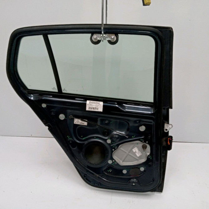 Porte arrière gauche occasion VOLKSWAGEN GOLF V Phase 1 11-2003->10-2008 1.9 TDI 90ch 1K6833301AA 3