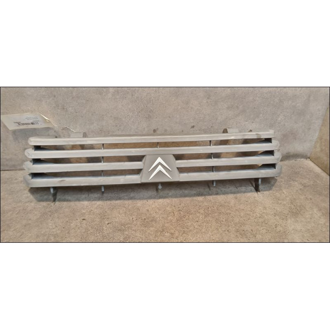 Calandre occasion CITROEN C15 Phase 1 07-1987->06-1996 1.8 D 96129991YB 1