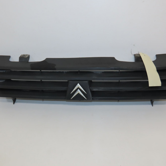 Calandre occasion CITROEN C15 Phase 1 07-1987->06-1996 1.8 D 96129991YB 1