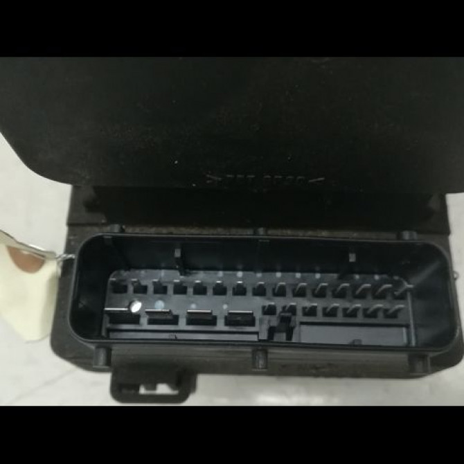 Unité hydraulique ABS occasion RENAULT KANGOO I Phase 1 09-1997->06-2003 1.2i 8v 60ch 7701050128 3