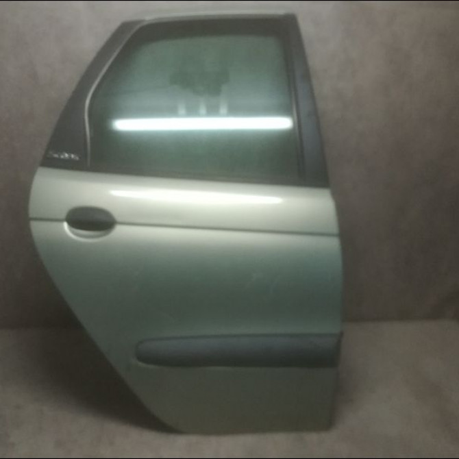 Porte arrière droite occasion RENAULT SCENIC I Phase 1 09-1996->08-1999 7751472140 1