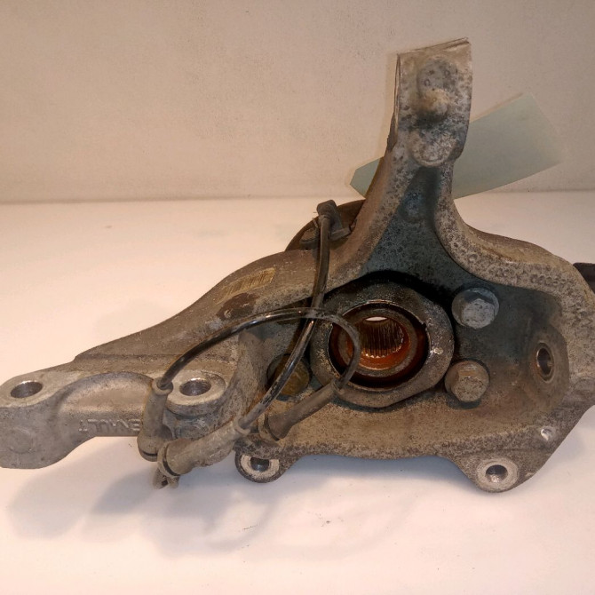 Moyeu avd occasion RENAULT LAGUNA III Phase 1 10-2007->10-2010 2.0 DCI 130ch 402104630R 2