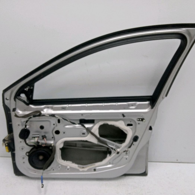 Porte avant droite occasion RENAULT LAGUNA III Phase 1 10-2007->10-2010 2.0 DCI 130ch 801000025R 3