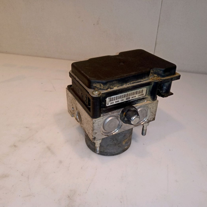 Unité hydraulique ABS occasion RENAULT KANGOO I Phase 1 09-1997->06-2003 1.5 DCI 8v 80ch 2