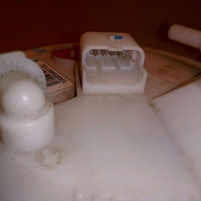 Jauge a carburant occasion RENAULT LAGUNA III Phase 1 10-2007->10-2010 2.0 DCI 130ch 170110001R 3