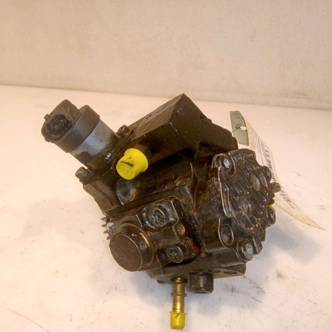 Pompe hp occasion RENAULT LAGUNA III 8200934657 4