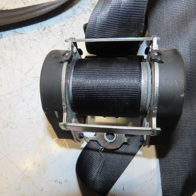 Ceinture arrière droite occasion PEUGEOT 207 Phase 1 SW 07-2007->03-2013 8975J8 2