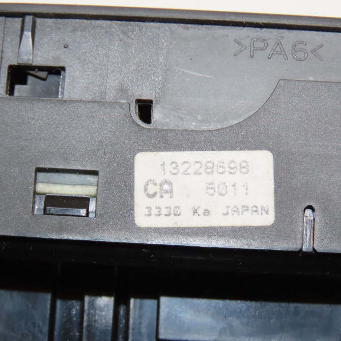 Commande lève-glace porte avant gauche occasion OPEL ZAFIRA II Phase 2 01-2008->12-2014 1.7 CDTI 125ch 13228876 4