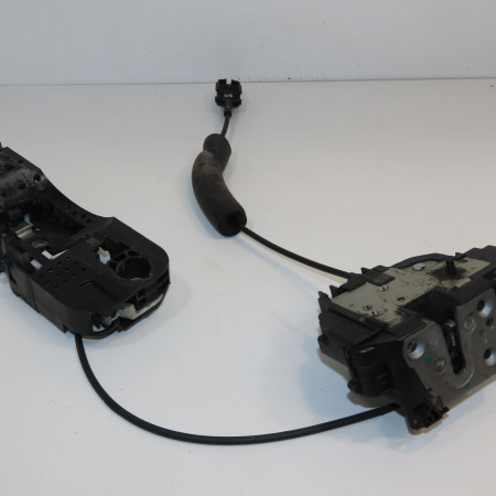 Serrure porte arg occasion RENAULT MEGANE III Phase 2 01-2012->06-2014 1.5 DCI 90ch 825030001R