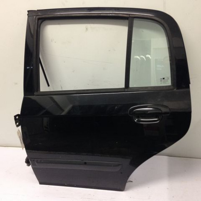 Porte arrière gauche occasion HYUNDAI GETZ Phase 1 09-2002->11-2005 770031C020 1