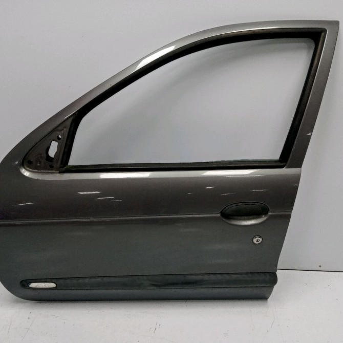 Porte avant gauche occasion RENAULT MEGANE I Phase 2 03-1999->06-2003 1.4i 16v 7751473046 1