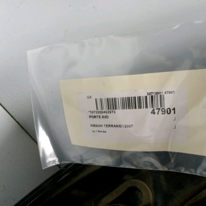 Porte avant droite occasion NISSAN TERRANO I 801007F732 3
