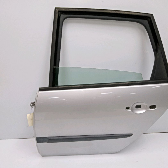 Porte arrière gauche occasion RENAULT SCENIC II Phase 1 03-2004->09-2006 1.5 DCI 100ch 7751475408 1